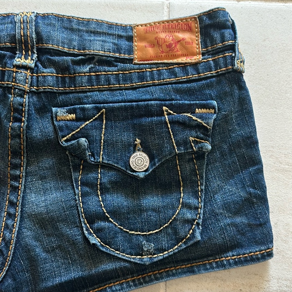 True Religion women’s shorts size 30